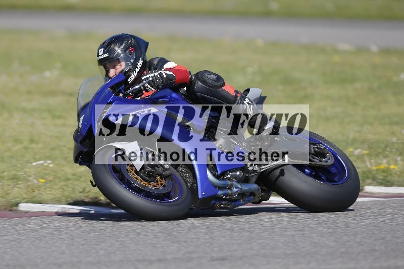 /10 20.04.2026  Pluess Moto Sport ADR/Freies Fahren/1